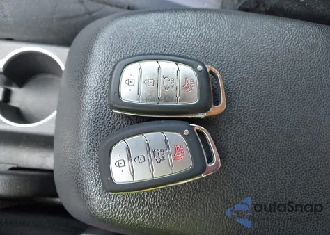 2016 Hyundai Elantra Gt z USA, uszkodzony, nr VIN KMHD35LH1GU318456